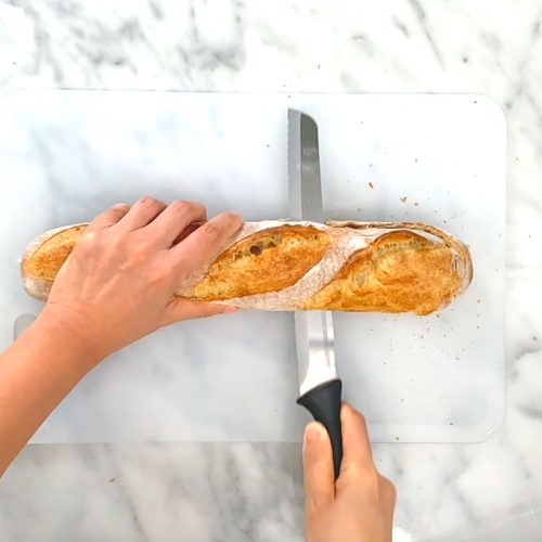 Slicing a baguette with large even pores from bread secret