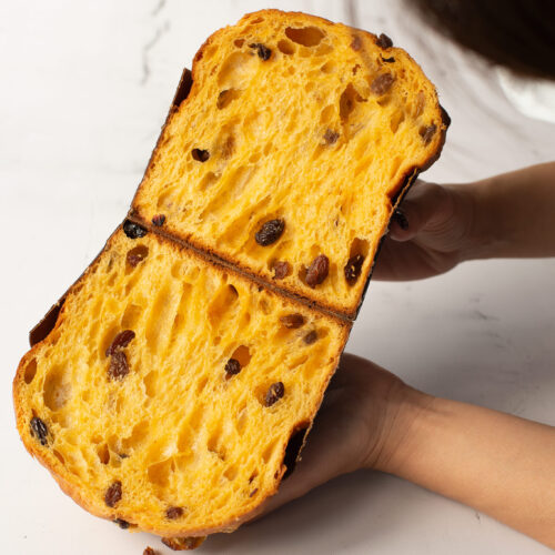 bread-secret-切開意大利聖誕麵包