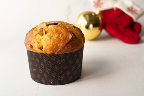 bread-secret-panettone-with-xmas-deco